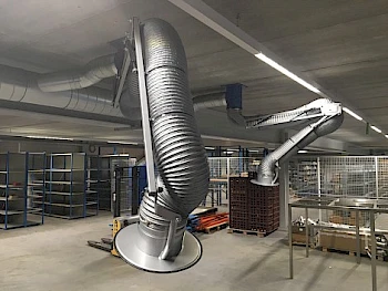 Afzuiging bij diverse machines.